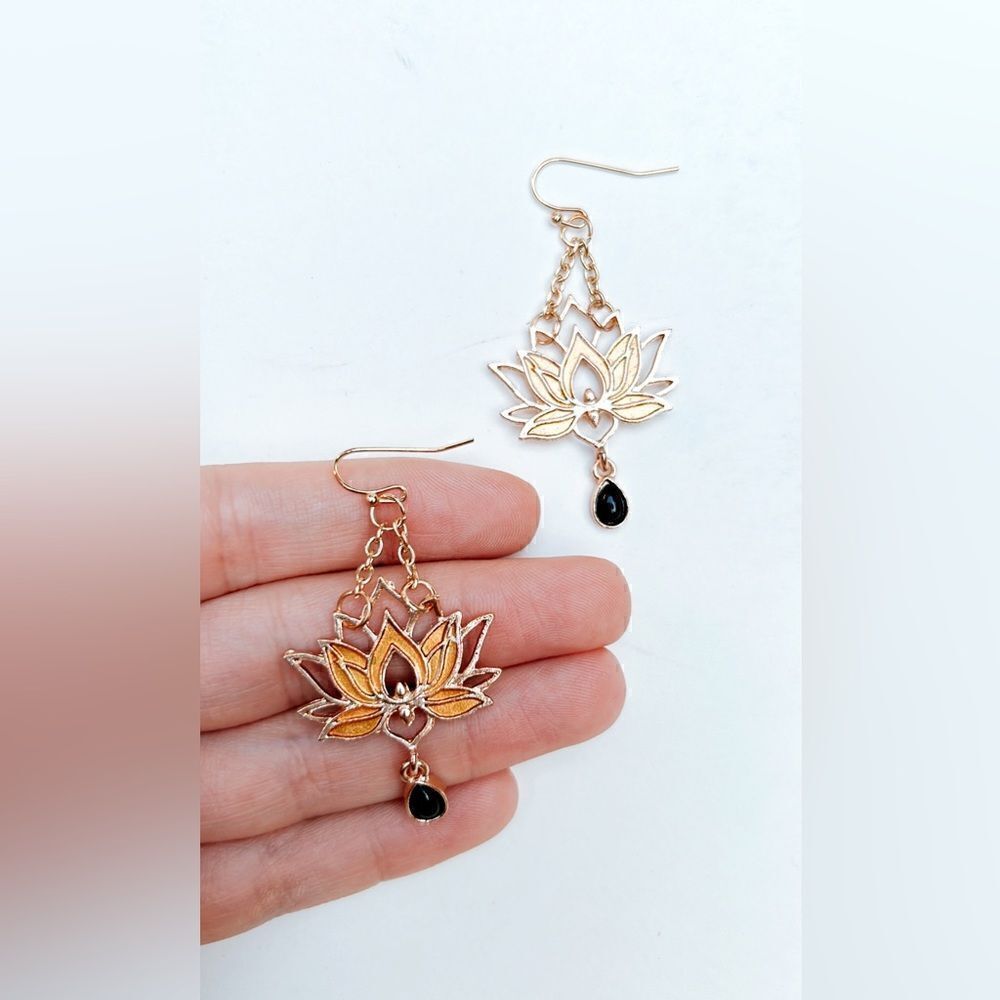 lotus dangle earrings H27 - Picture 4 of 4